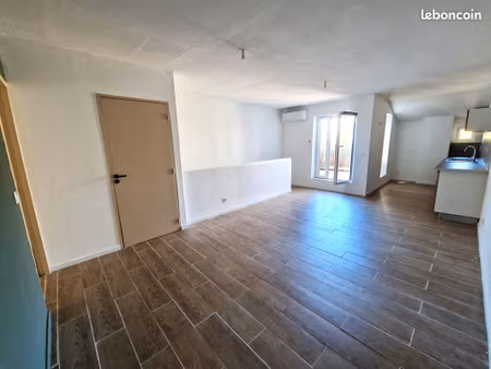 duplex 83 m² entièrement rénové avec terrasse