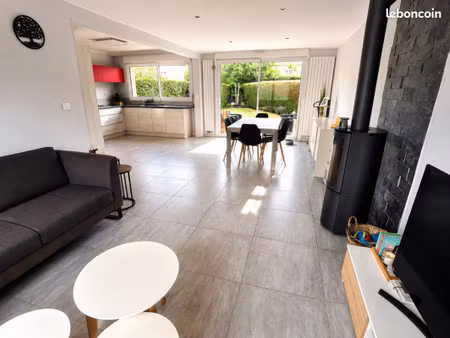 maison 6 pièces 112 m²