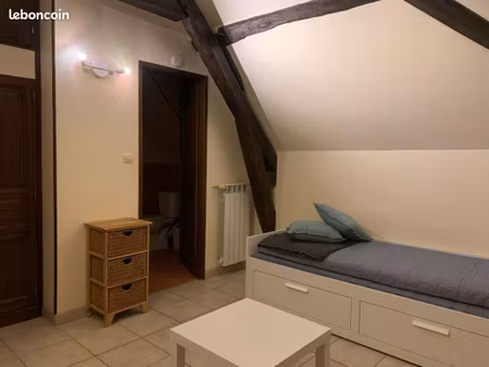 studio 1 pièce 13 m²