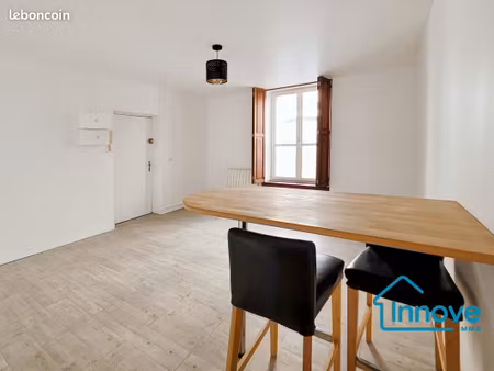 studio 1 pièce 24 m²