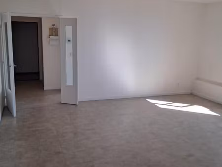 appartement 2 pièces 65 m²