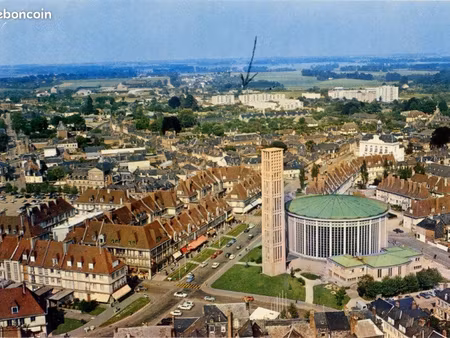 bâtiment de caractère de 300 m² – centre-ville d’yvetot