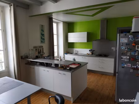 appartement 4 pièces proche des halles