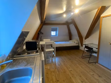 studio meublé
