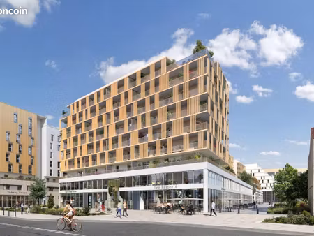 t4 avec terrasse au dernier étage - secteur centre ville