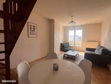 appartement t3 de 61m2 en duplex