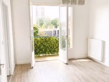clamart beau t3 très lumineux avec balcon