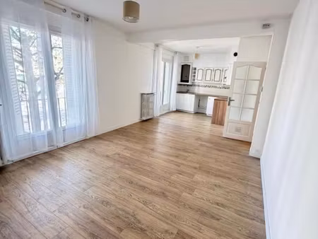 appartement 3 pièces 60 m²
