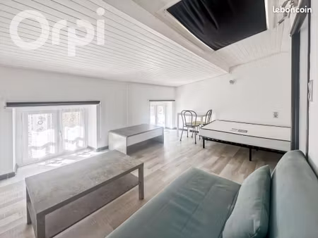 studio 1 pièce 22 m²