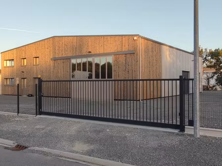 local d'activité / stockage 50 m²