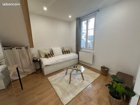 studio meublé rénové – centre ville