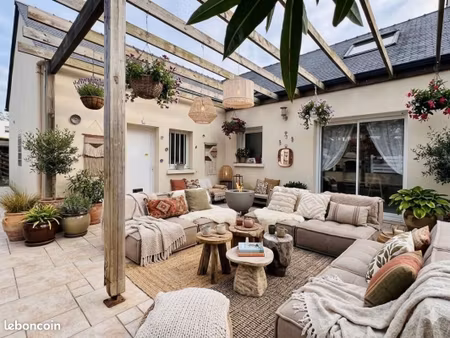 maison 7 pièces 155 m²