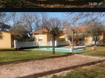 maison .cadre exterieur rare .piscine