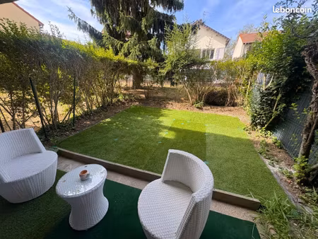 studio 1 pièce 23 m²