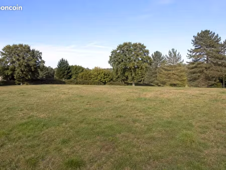 terrain 200 m² saint-savin