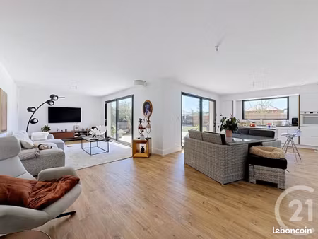 maison 4 pièces 120 m²