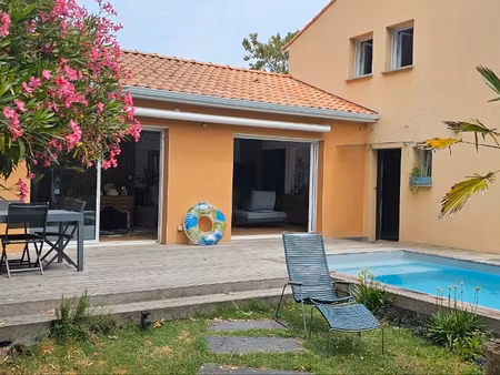 maison 6 pièces 135m2