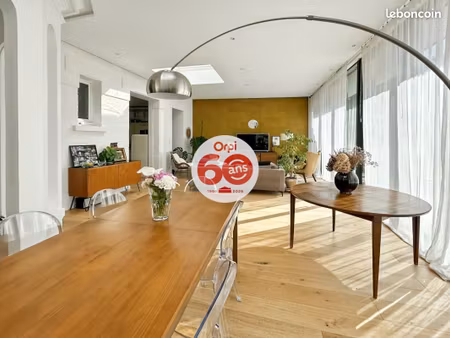 maison 7 pièces 230 m²