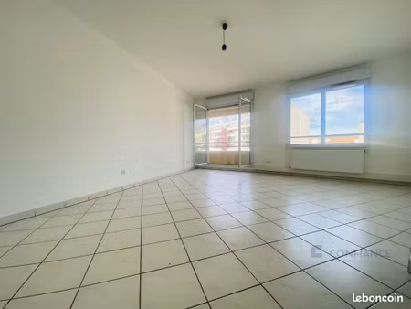 appartement 4 pièces 67 m²