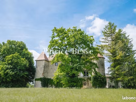 château 6 pièces 200 m²