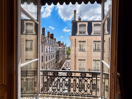 appartement 2 pièces 54 m²
