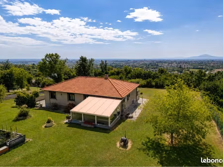 belle maison familiale 169m2 - grand terrain - riom