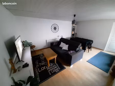 appartement f4 de 81 m2 libre a partir du 02 juillet sud seine et marne (avec abri extérie