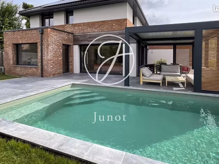 maison 5 pièces 167 m²