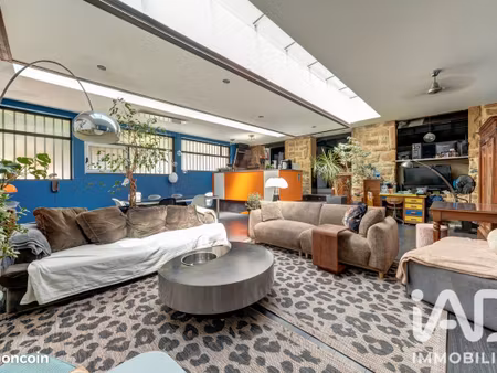 loft/atelier/surface 4 pièces 154 m²