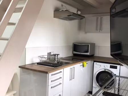 studio meublé étudiant avec terrasse -26m²- biarritz