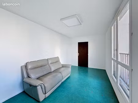 local commercial 65 m² chalons en champagne