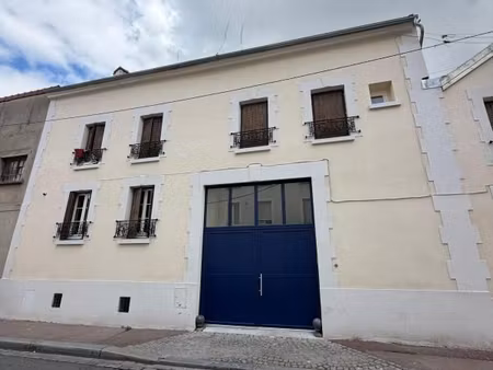 immeuble 1 pièce 140 m²
