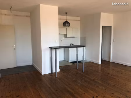 t3 lumineux 64 m² – 2 chambres – chauffage inclus – environnement calme