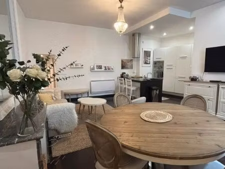 montpellier écusson – t3 traversant de 74 m² – 239 000 fai