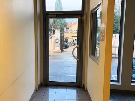 bureaux 170 m² cavaillon