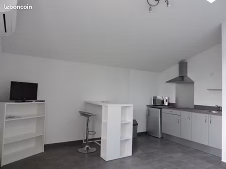 studio meublé