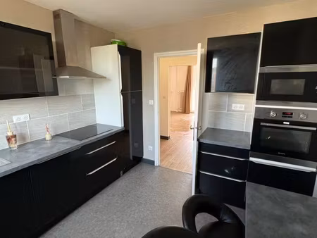 à louer ou à vendre appartement t3 rénové – résidence les gourinats – derrière le lycée pa