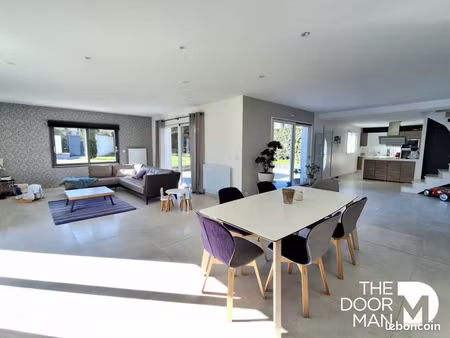 maison 6 pièces 150 m²
