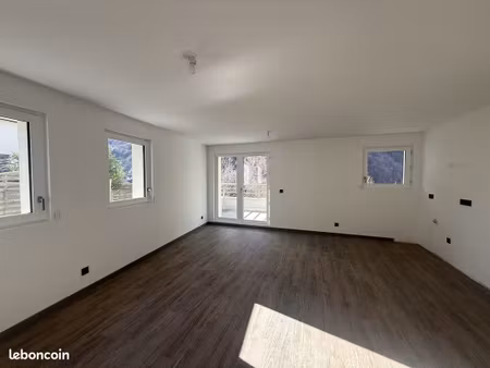 appartement 3 pièces 74 m²