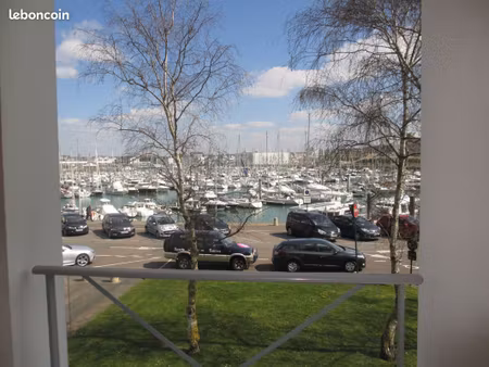 appartement t3 vue imprenable s/port de plaisance