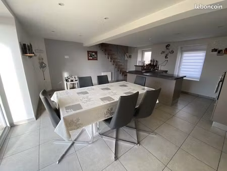 maison 3 pièces 55 m²