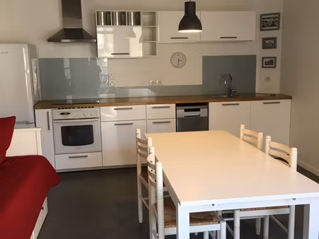 t2 duplex centre ville - petite maison indépendante