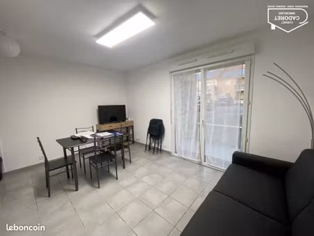 studio 1 pièce 26 m²