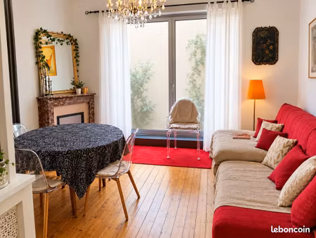 à louer – maison de ville de 85 m² avec cour intérieure – centre-ville de niort