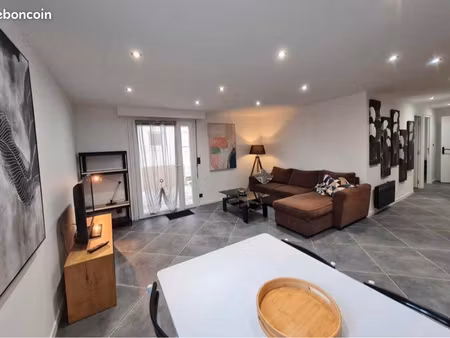 appartement  proche plage  idéal colocation 53 m²