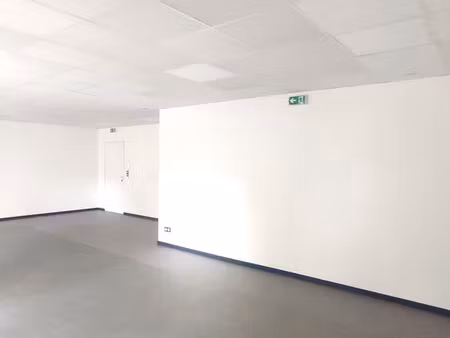 local professionnel bureau