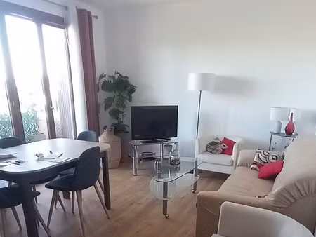 appartement t2 lumineux à toulon est ( beaulieu )