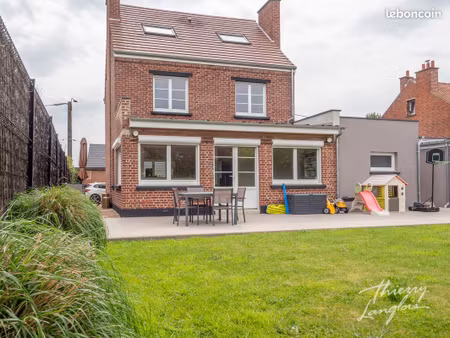 maison 8 pièces 140 m²