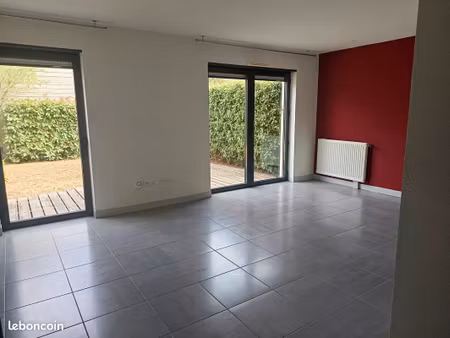 maison 2 chambres – gare à pied – jardin - terrasses – place de parking privée