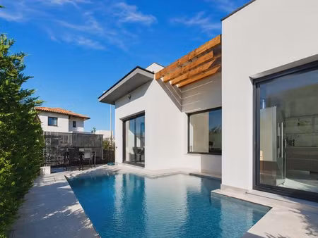 villa de standing neuve 3 faces 110m2 perpignan